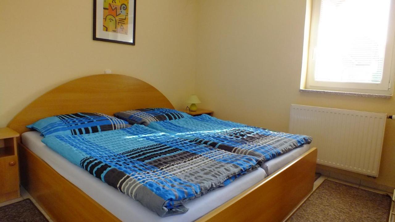 Lena Apartman Heviz Exterior photo