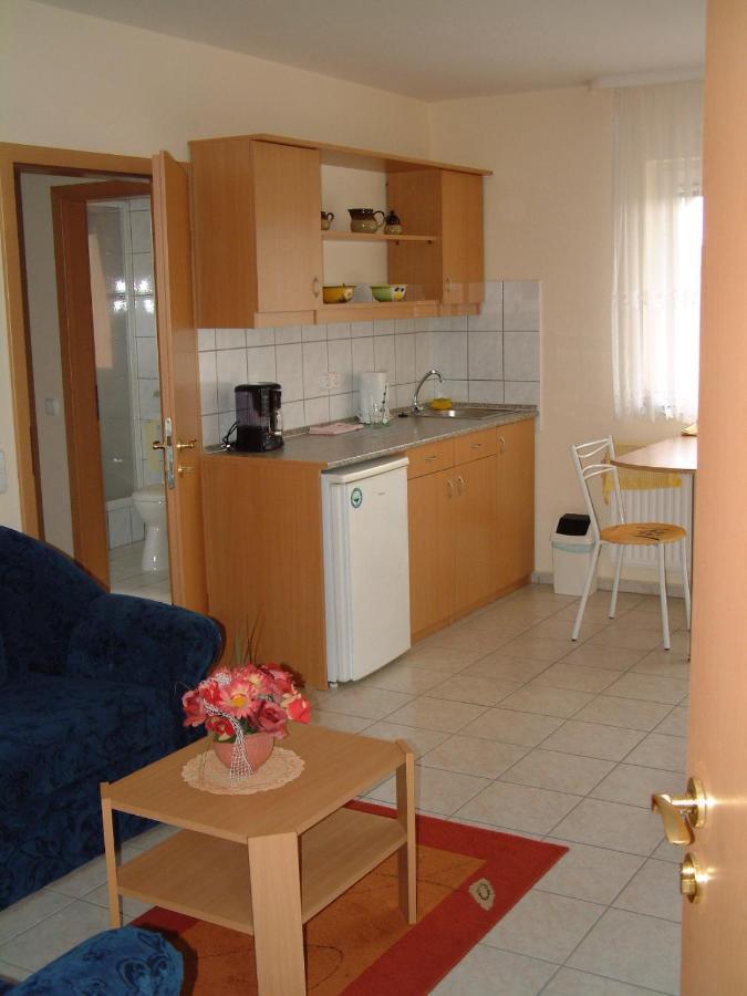 Lena Apartman Heviz Exterior photo