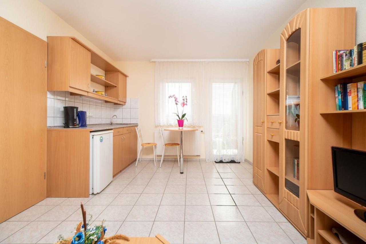 Lena Apartman Heviz Exterior photo